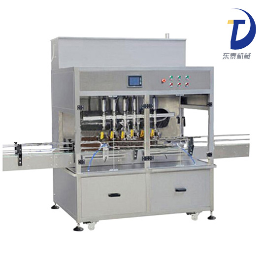 食用油總所周知，食用油的種類也是越來越多，從花生油，大豆油，到現(xiàn)在的橄欖油，菜籽等等的種類是越來越多。食品專家曾經(jīng)說過在家庭飲食上，在家庭飲食上，食用油的種類需要經(jīng)常更換才會吃